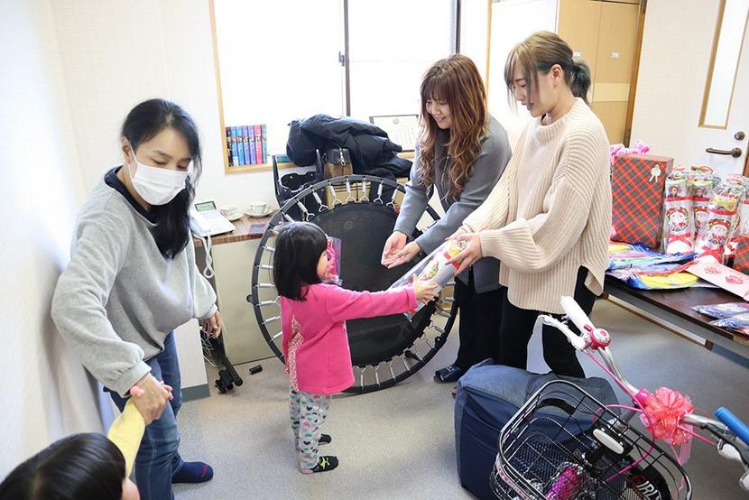 やす子が応援する養護施設の様子