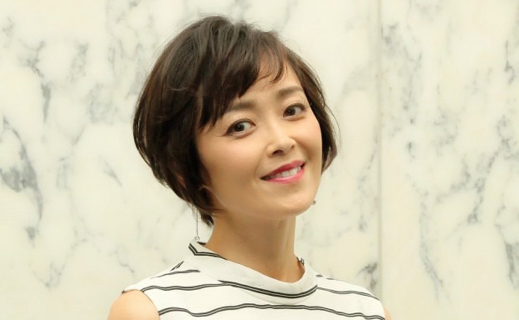 女優の中村由真さん